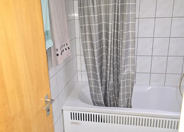 Apartment's Nr 2, 2-b , 2-c Und 2-d , In Stadtmitte Stuttgart