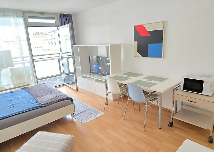 Apartament Apartment's Nr 2, 2-b , 2-c Und 2-d , In Stadtmitte Stuttgart