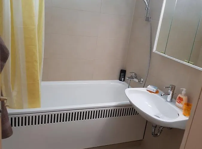 Apartment's Nr 2, 2-b , 2-c Und 2-d , In Stadtmitte *