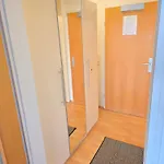 Apartment's Nr 2, 2-b , 2-c Und 2-d , In Stadtmitte Штутгарт