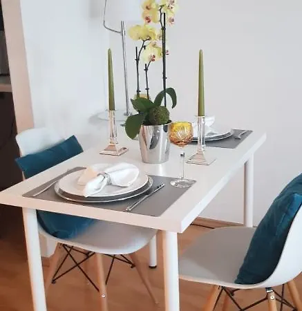 Apartment's Nr 2, 2-b , 2-c Und 2-d , In Stadtmitte *