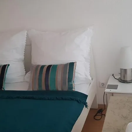 Apartment's Nr 2, 2b Und 2c In Stadtmitte Στουτγκάρδη