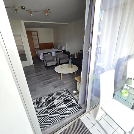 Apartment's Nr 2, 2-b , 2-c Und 2-d , In Stadtmitte شقة شتوتغارت