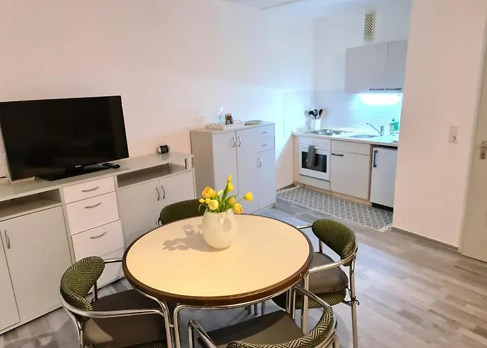 Apartment's Nr 2, 2-b , 2-c Und 2-d , In Stadtmitte Apartment