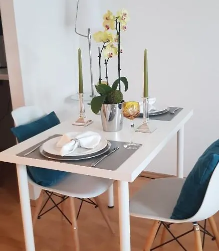 Apartment's Nr 2, 2-b , 2-c Und 2-d , In Stadtmitte *