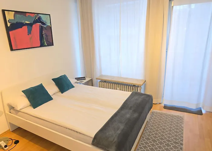 Apartment's Nr 2, 2-b , 2-c Und 2-d , In Stadtmitte *