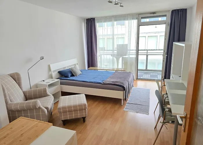 Apartment's Nr 2, 2-b , 2-c Und 2-d , In Stadtmitte Apartment *