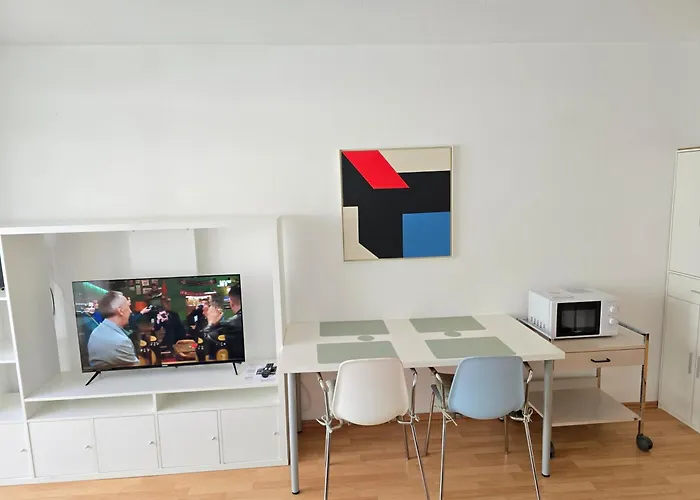 Appartamento Apartment's Nr 2, 2-b , 2-c Und 2-d , In Stadtmitte Stoccarda