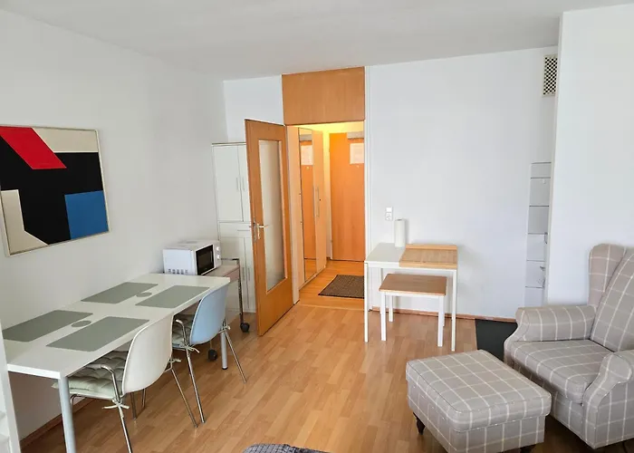 Apartman Apartment's Nr 2, 2-b , 2-c Und 2-d , In Stadtmitte Stuttgart