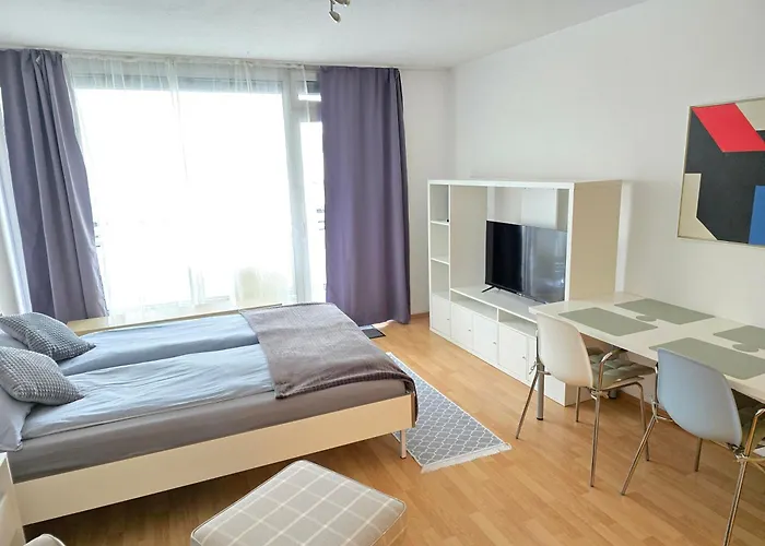 Apartment's Nr 2, 2-b , 2-c Und 2-d , In Stadtmitte * Stuttgart