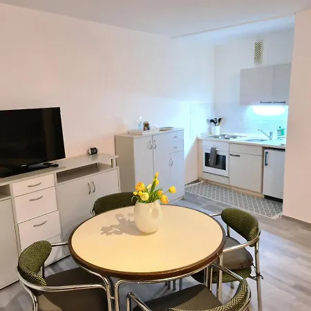 Apartment's Nr 2, 2b Und 2c In Stadtmitte Διαμέρισμα *