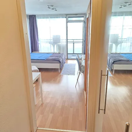 Apartment Apartment's Nr 2, 2-b , 2-c Und 2-d , In Stadtmitte *